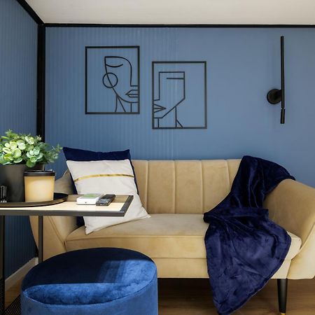 Ak7 Boutique Suites Budapest Exteriör bild