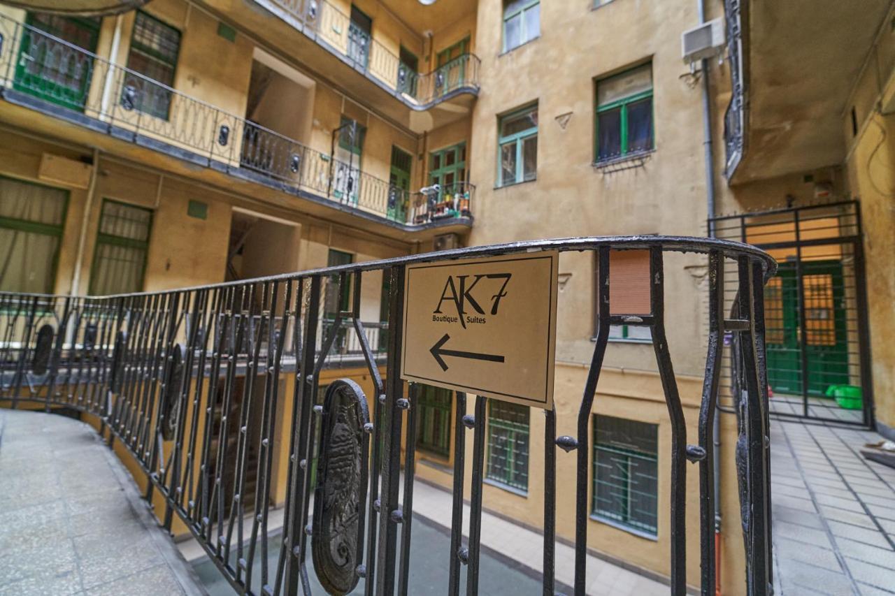 Ak7 Boutique Suites Budapest Exteriör bild